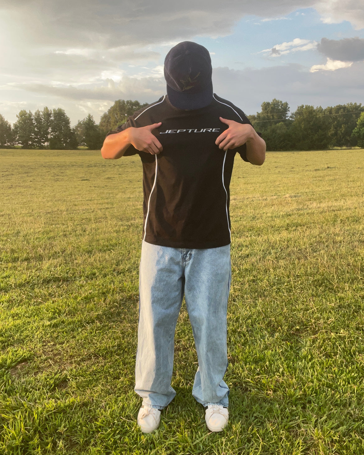 Jetline Tee